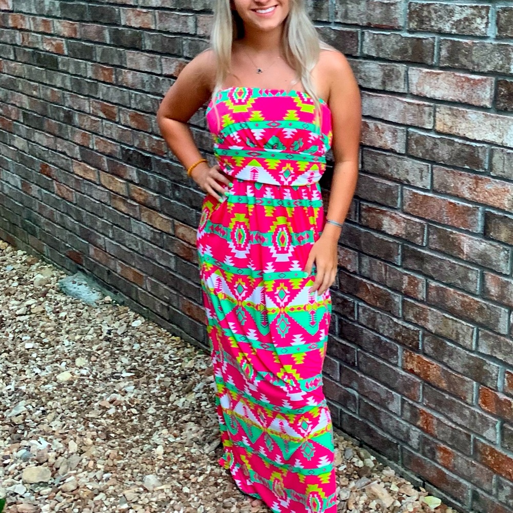 SI Style Aztec Strapless Maxi Dress Small